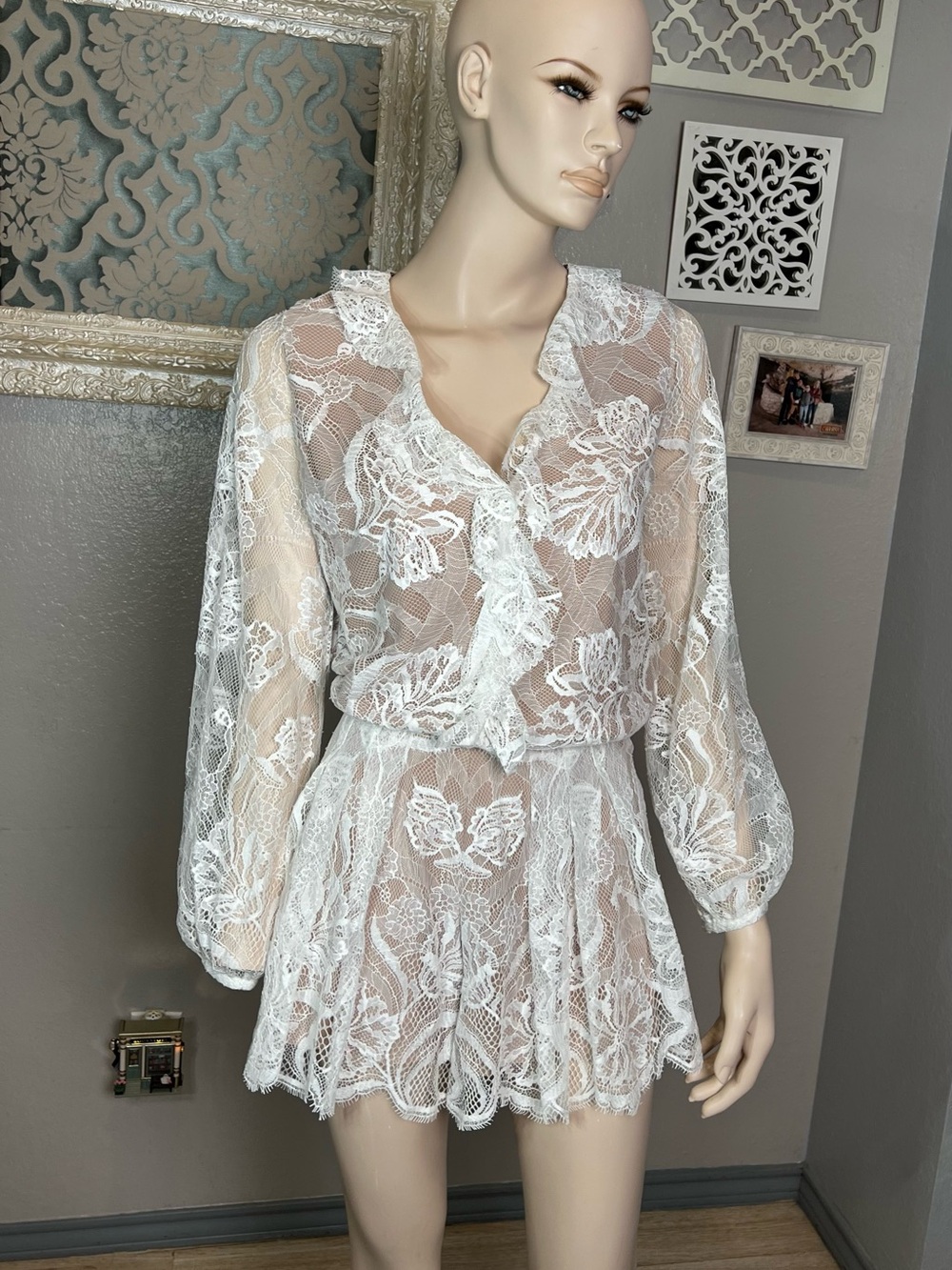 Alexis White Lace Long-Sleeve Romper